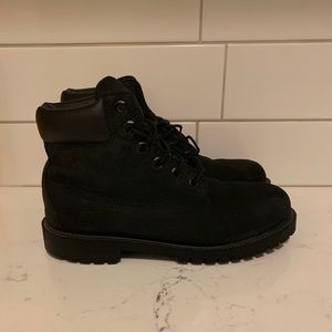 Black Timberland Winter boots